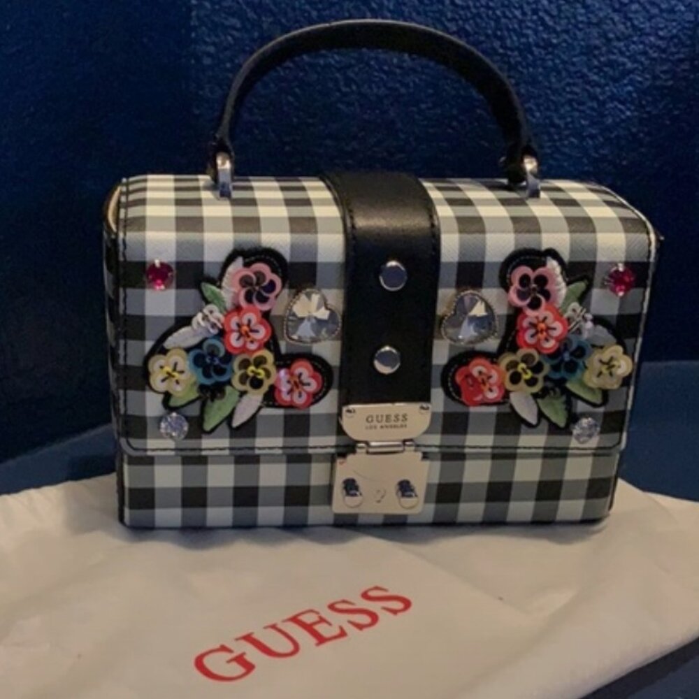 Authentic guess handbag